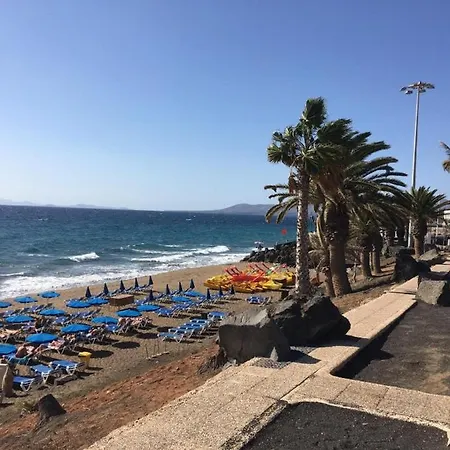Vila In Puerto Del Carmen Sleeps 5 Includes Swimming Pool And Air Con 8 Puerto del Carmen (Lanzarote)
